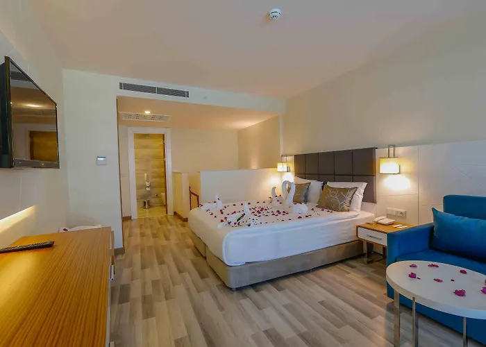 Xoria Deluxe Hotel 5*