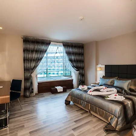 Xoria Deluxe Hotel 5*