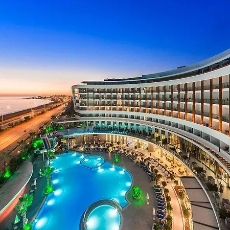Xoria Deluxe Hotel